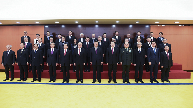 習(xí)近平會見澳門特別行政區(qū)新任行政、立法、司法機關(guān)負責人