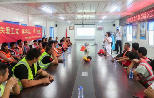 “小病挺，大病拖” 農(nóng)民工的健康保障如何破題？