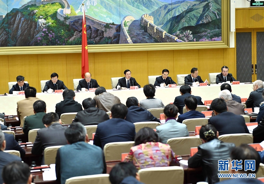 1月13日，中共中央政治局委員、中宣部部長(zhǎng)、全國(guó)“掃黃打非”工作小組組長(zhǎng)劉奇葆在北京出席第三十次全國(guó)“掃黃打非”工作電視電話會(huì)議。新華社記者 李濤 攝