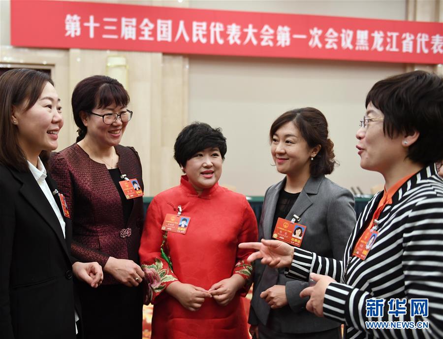 （兩會(huì)·基層代表履職故事）（2）全國(guó)人大代表孫艷玲：做好非遺事業(yè)，讓古老技藝活起來(lái)