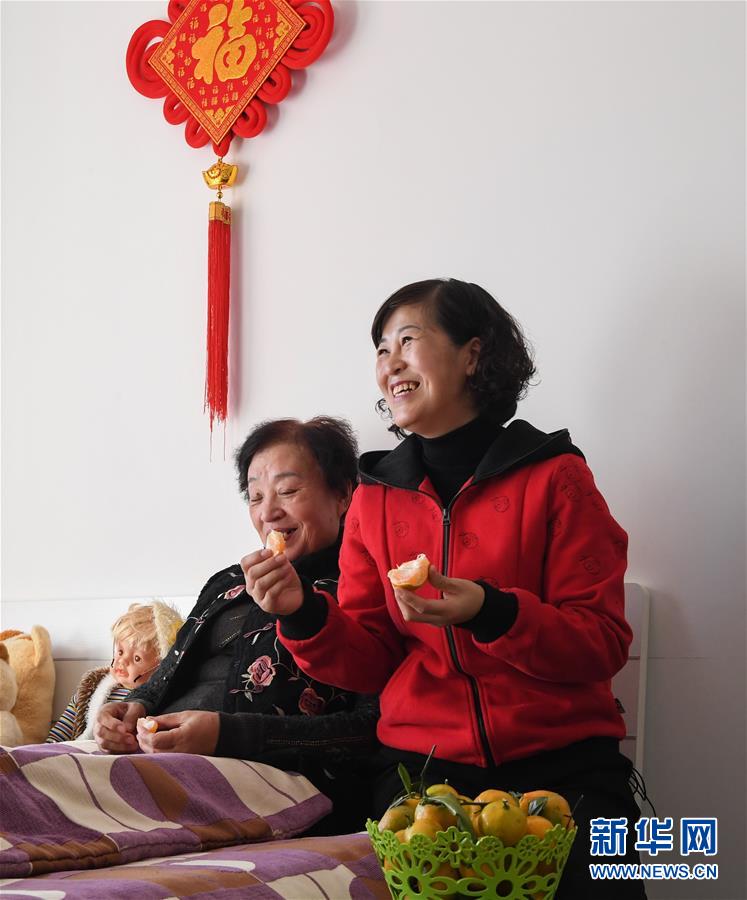 （新華全媒頭條·圖文互動）（3）“英雄之妻”，為愛堅守19年