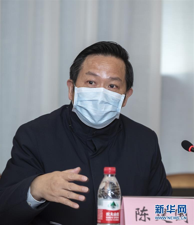 （聚焦疫情防控·圖文互動）（2）急防控所急，沖鋒勇向前——華中科技大學(xué)以科研攻關(guān)推動疫情防控救治觀察