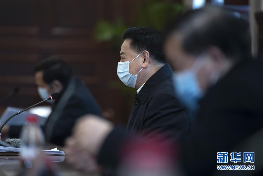 （聚焦疫情防控·圖文互動）（4）急防控所急，沖鋒勇向前——華中科技大學(xué)以科研攻關(guān)推動疫情防控救治觀察