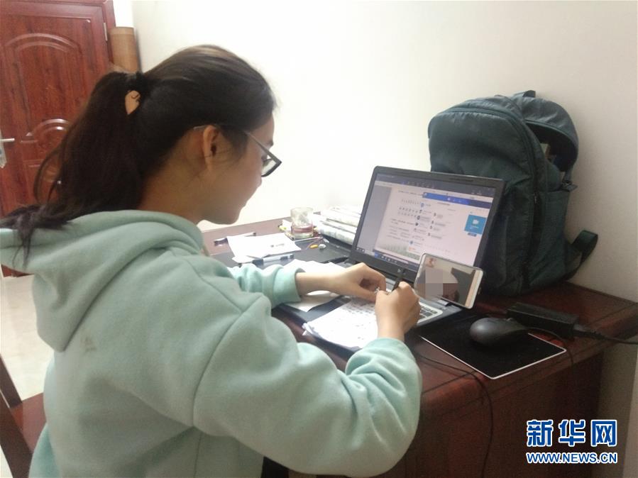 （新華網(wǎng)·圖文互動）（2）為“逆行者”后方護航，這些大學生的假期不一般