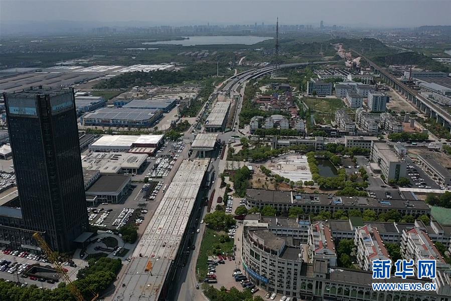 （在習(xí)近平新時代中國特色社會主義思想指引下——新時代新作為新篇章·習(xí)近平總書記關(guān)切事·圖文互動）（3）新機遇、新引擎——重大工程重大項目建設(shè)新動向觀察