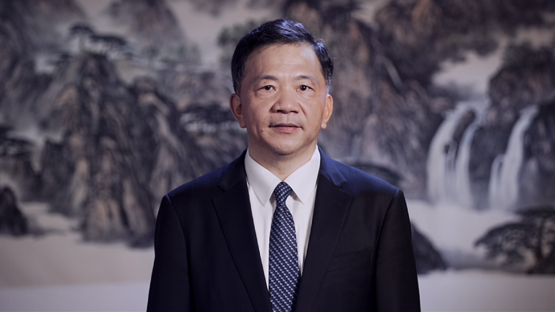 中宣部副部長(zhǎng)  中央廣播電視總臺(tái)臺(tái)長(zhǎng)、總編輯   慎海雄