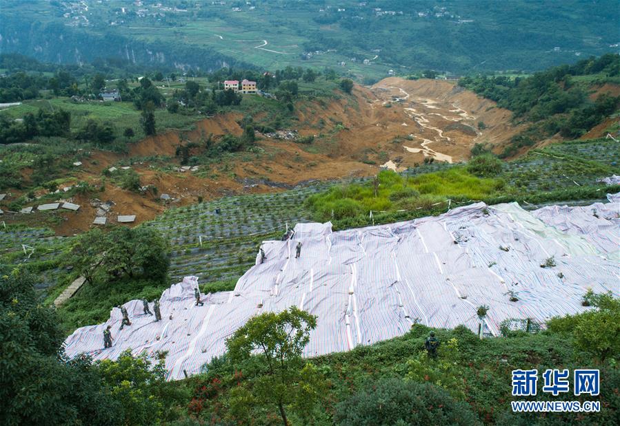 （在習(xí)近平新時代中國特色社會主義思想指引下——新時代新作為新篇章·習(xí)近平總書記關(guān)切事·圖文互動）（7）戰(zhàn)疫魔,斗洪魔——湖北全力應(yīng)對防疫、防汛疊加“雙考”