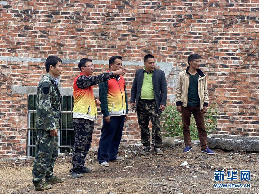 （在習(xí)近平新時(shí)代中國(guó)特色社會(huì)主義思想指引下——新時(shí)代新作為新篇章·習(xí)近平總書(shū)記關(guān)切事·圖文互動(dòng)）（5）青春做伴，西部放歌——走近扎根西部建設(shè)邊疆的大學(xué)生們