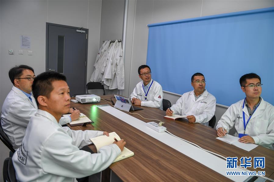 （在習近平新時代中國特色社會主義思想指引下——新時代新作為新篇章·習近平總書記關切事·圖文互動）（1）終不悔為國為民，攀高峰只爭朝夕——來自科學家們的動人故事