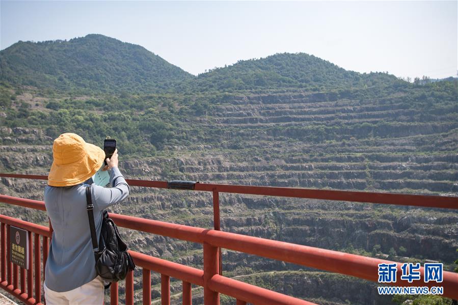 （走向我們的小康生活·圖文互動）（2）游客來了，小康近了——生態(tài)旅游引領(lǐng)湖北山區(qū)蝶變二三事