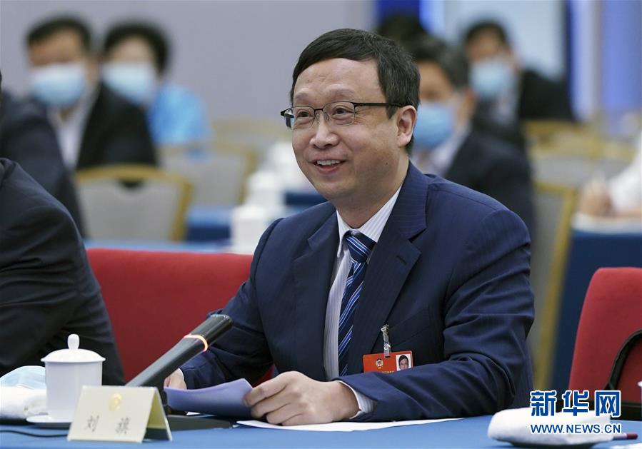 （新華全媒頭條·圖文互動）（4）從人民中汲取磅礴力量——習(xí)近平總書記同出席2020年全國兩會人大代表、政協(xié)委員共商國是紀實