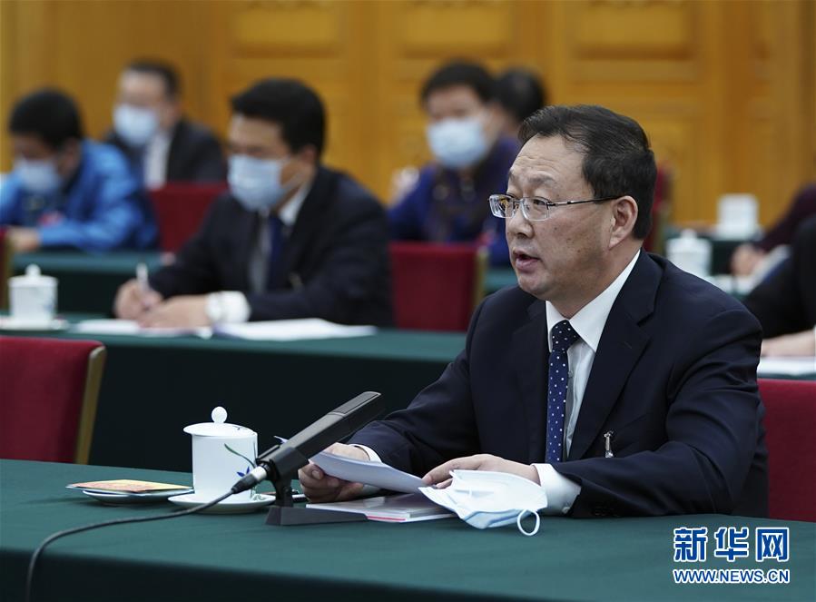 （新華全媒頭條·圖文互動）（9）從人民中汲取磅礴力量——習(xí)近平總書記同出席2020年全國兩會人大代表、政協(xié)委員共商國是紀實