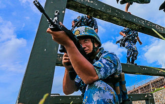 海軍陸戰(zhàn)隊(duì)特種障礙訓(xùn)練，敢來嗎？