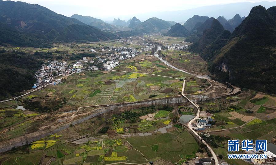 十八大以來，習(xí)近平反復(fù)強(qiáng)調(diào)“綠水青山”