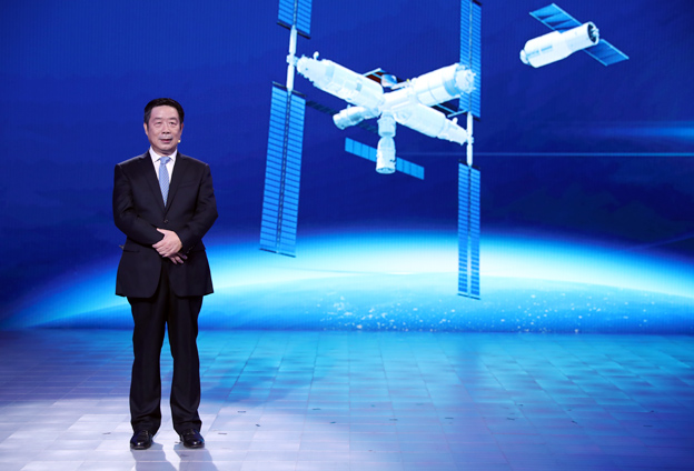 將要建造的空間站基本構(gòu)型有三個(gè)艙，構(gòu)成英文T字型
