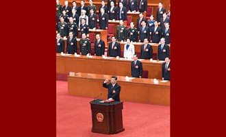 習(xí)近平當(dāng)選國(guó)家主席、中央軍委主席