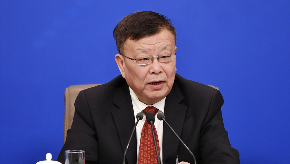全國政協(xié)常委、副秘書長(zhǎng)（兼）、提案委員會(huì)副主任，九三學(xué)社中央副主席 賴明