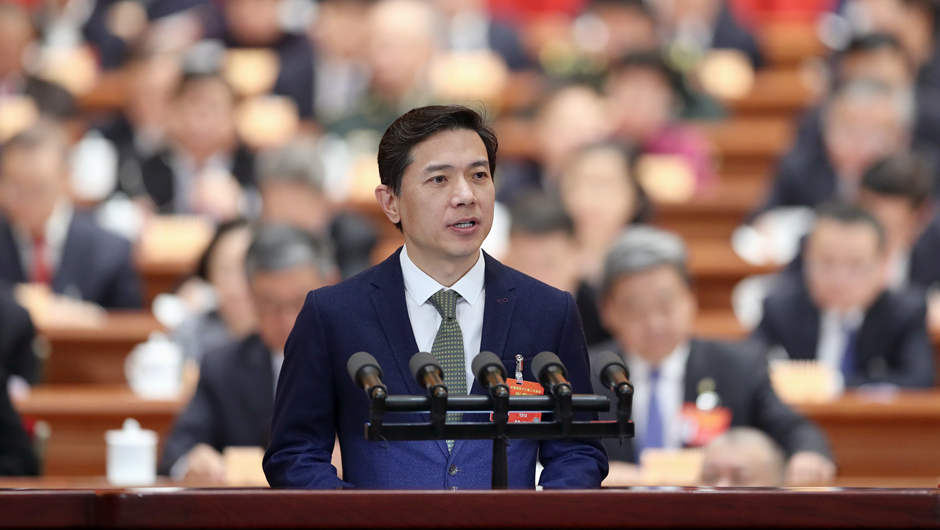 中國(guó)民間商會(huì)副會(huì)長(zhǎng)，百度在線網(wǎng)絡(luò)技術(shù)（北京）有限公司董事長(zhǎng)兼首席執(zhí)行官 李彥宏