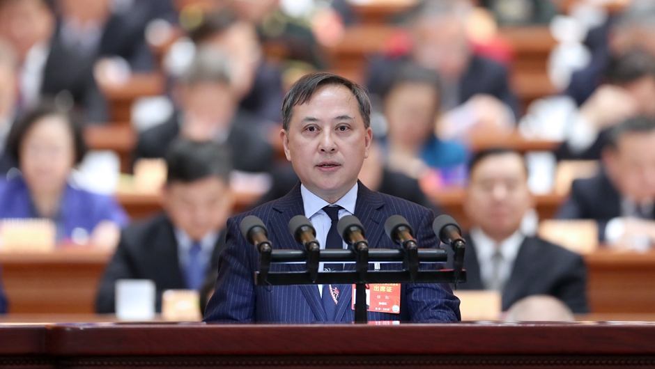 重慶醫(yī)科大學(xué)附屬第二醫(yī)院院長，重慶黨外知識分子聯(lián)誼會副會長 任紅