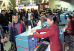 首都機(jī)場(chǎng)2013年旅客吞吐量、航班架次再創(chuàng)歷史新高