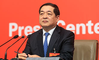 山東省經(jīng)濟(jì)和信息化委員會(huì)黨組書記、主任錢煥濤