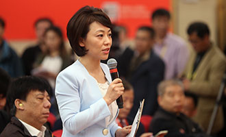 中央電視臺、中國國際電視臺記者提問
