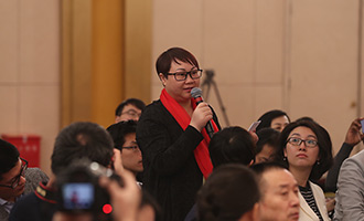 俄羅斯金磚電視臺、阿爾法電視臺記者提問