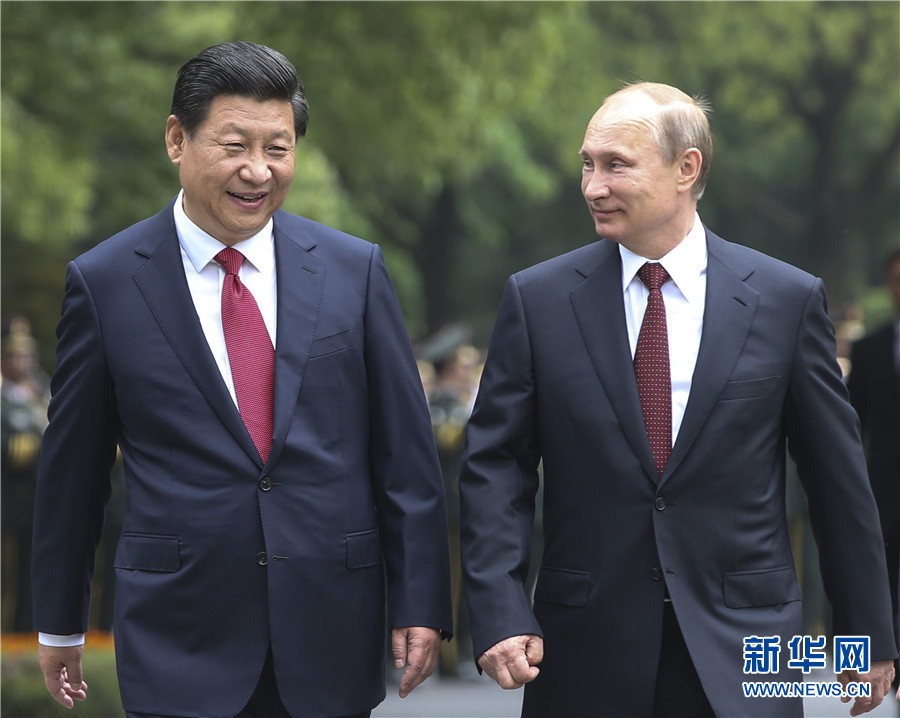 這是會談前，習近平在上海西郊會議中心廣場為普京舉行歡迎儀式。新華社記者 蘭紅光 攝 