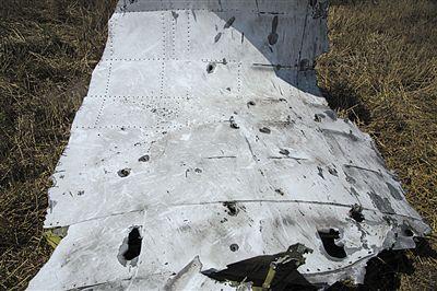 MH17墜機(jī)現(xiàn)場(chǎng)照片下藏著多少信息？