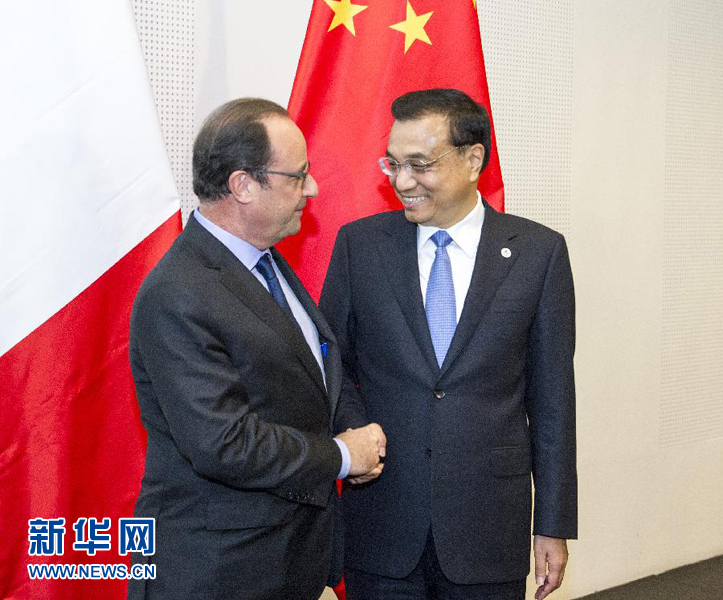 10月16日，中國國務(wù)院總理李克強(qiáng)在米蘭會見法國總統(tǒng)奧朗德。新華社記者 王曄 攝 