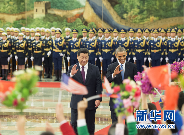 11月12日，國家主席習(xí)近平在北京人民大會(huì)堂舉行歡迎儀式，歡迎美國總統(tǒng)奧巴馬對(duì)中國進(jìn)行國事訪問。 新華社記者 黃敬文 攝