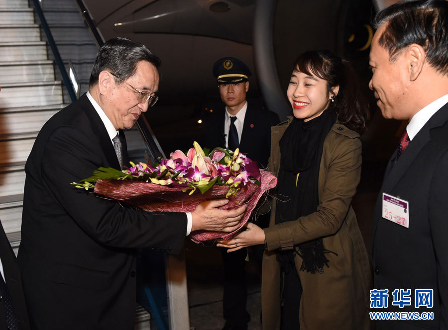 12月25日至27日，中共中央政治局常委、全國政協(xié)主席俞正聲對越南進(jìn)行正式訪問。這是12月25日，俞正聲抵達(dá)河內(nèi)，開始對越南進(jìn)行正式訪問。 新華社記者馬占成攝