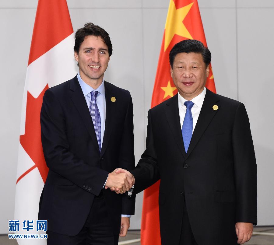 11月16日，國家主席習(xí)近平在土耳其安塔利亞會(huì)見加拿大總理特魯多。 新華社記者 饒愛民 攝