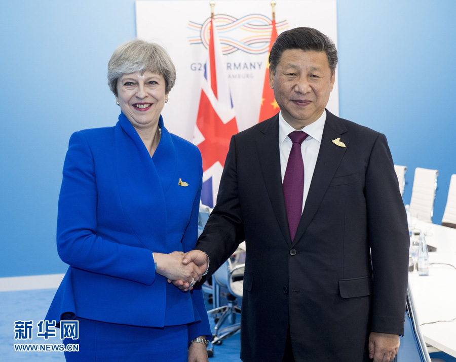 7月7日，國家主席習(xí)近平在漢堡會(huì)見英國首相特雷莎·梅。 新華社記者李學(xué)仁 攝