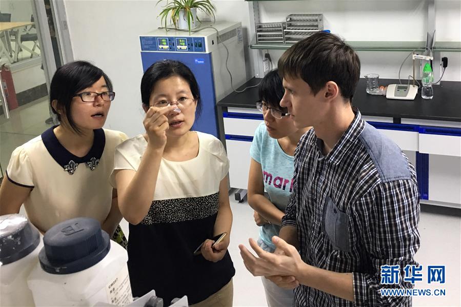 （新華全媒頭條·上合青島峰會(huì)·圖文互動(dòng)）（8）遠(yuǎn)航，揚(yáng)起“上海精神”的時(shí)代風(fēng)帆——寫(xiě)在上海合作組織成員國(guó)元首理事會(huì)第十八次會(huì)議即將召開(kāi)之際