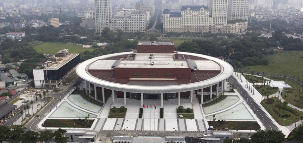 “盡心盡力建好中越友誼精品工程！”——越中友誼宮落成記